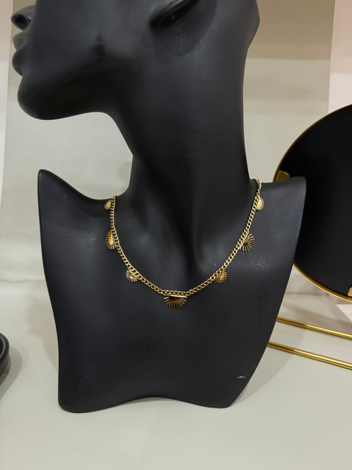 Collier à motif