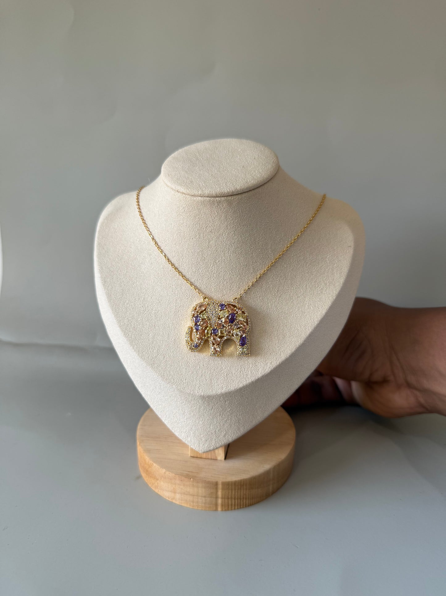 Collier éléphant
