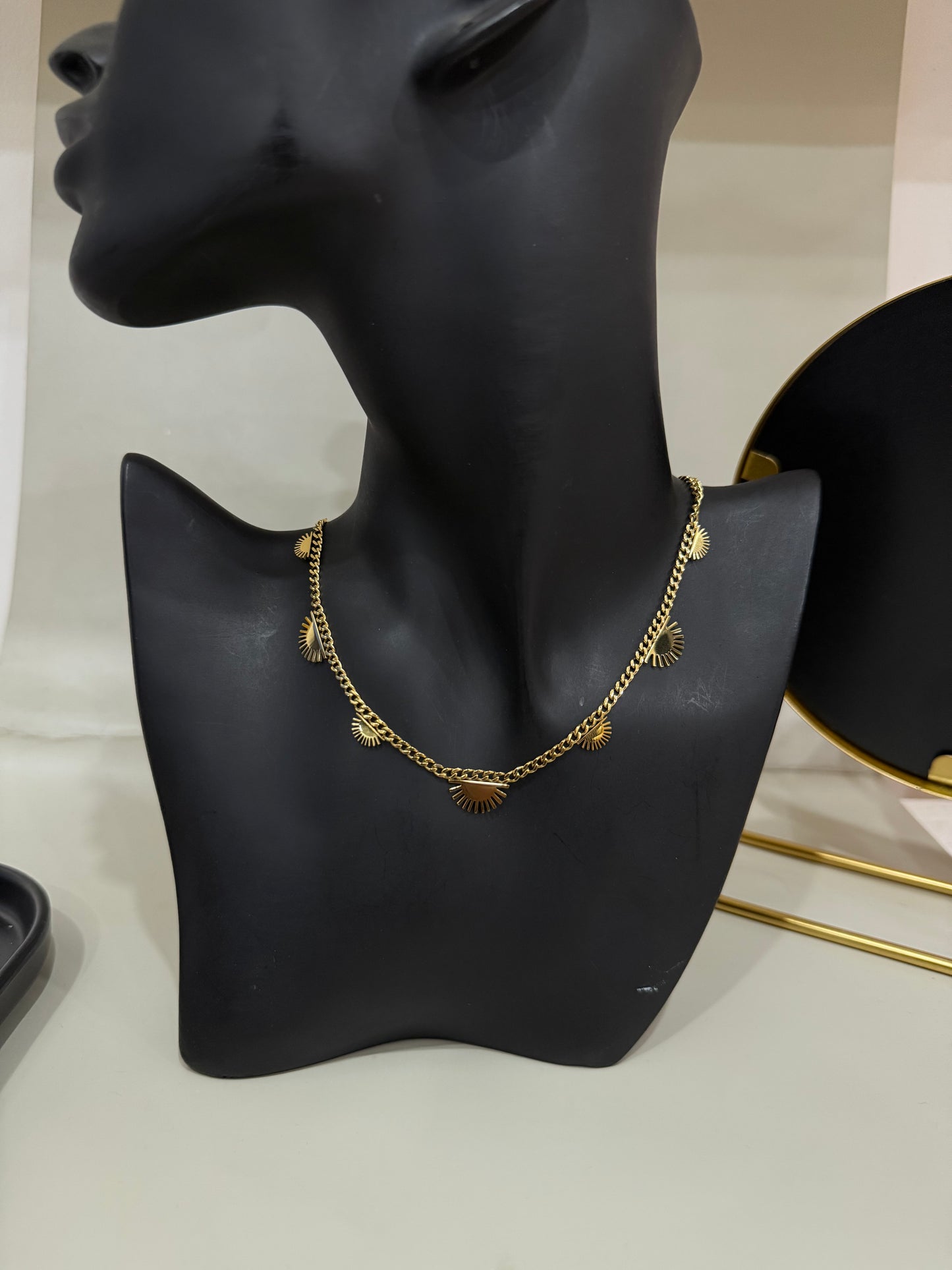Collier à motif
