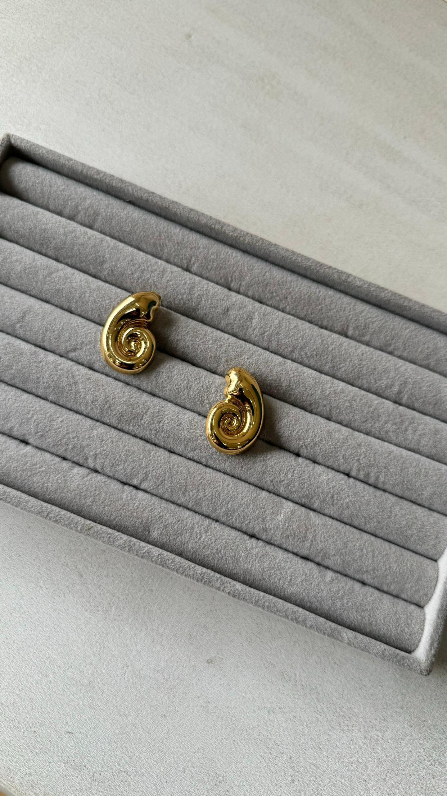 BOUCLE DOREILLE FORME ESCARGOT