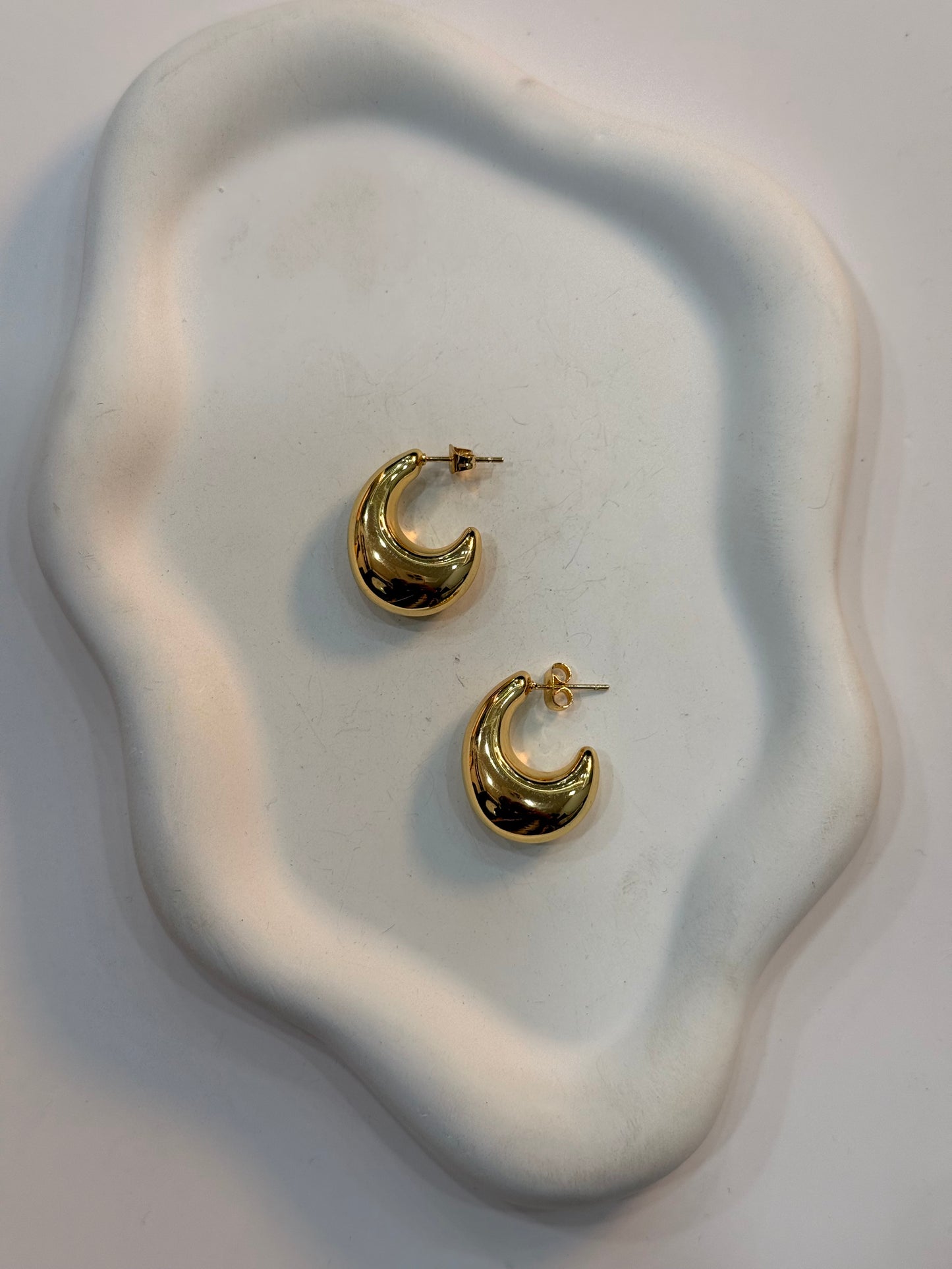 BOUCLES DOREILLE DEMI  CREOLE