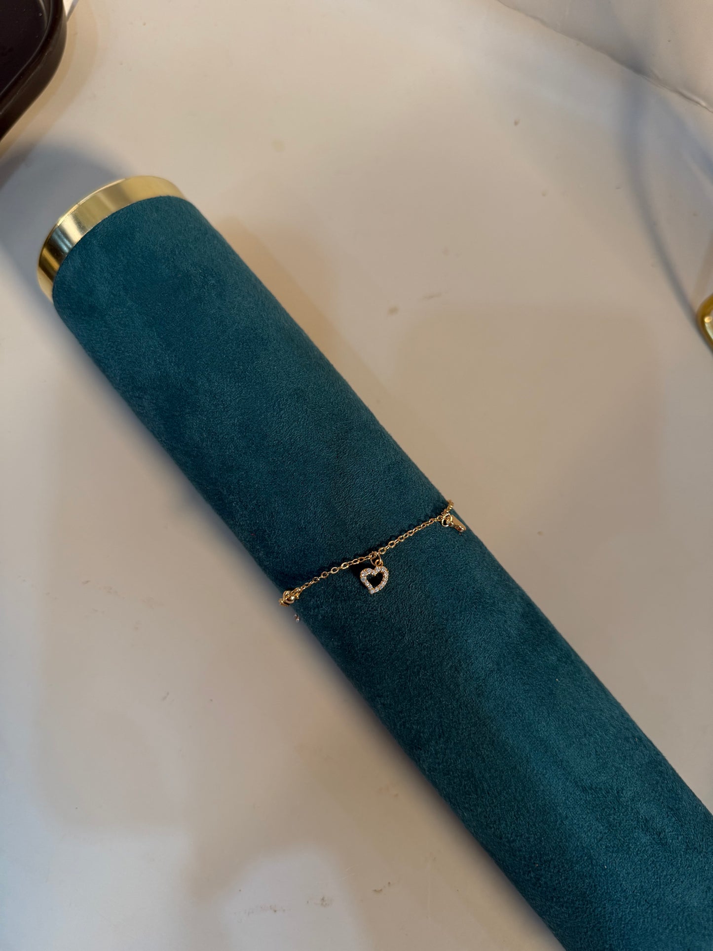 Bracelet fin cœur