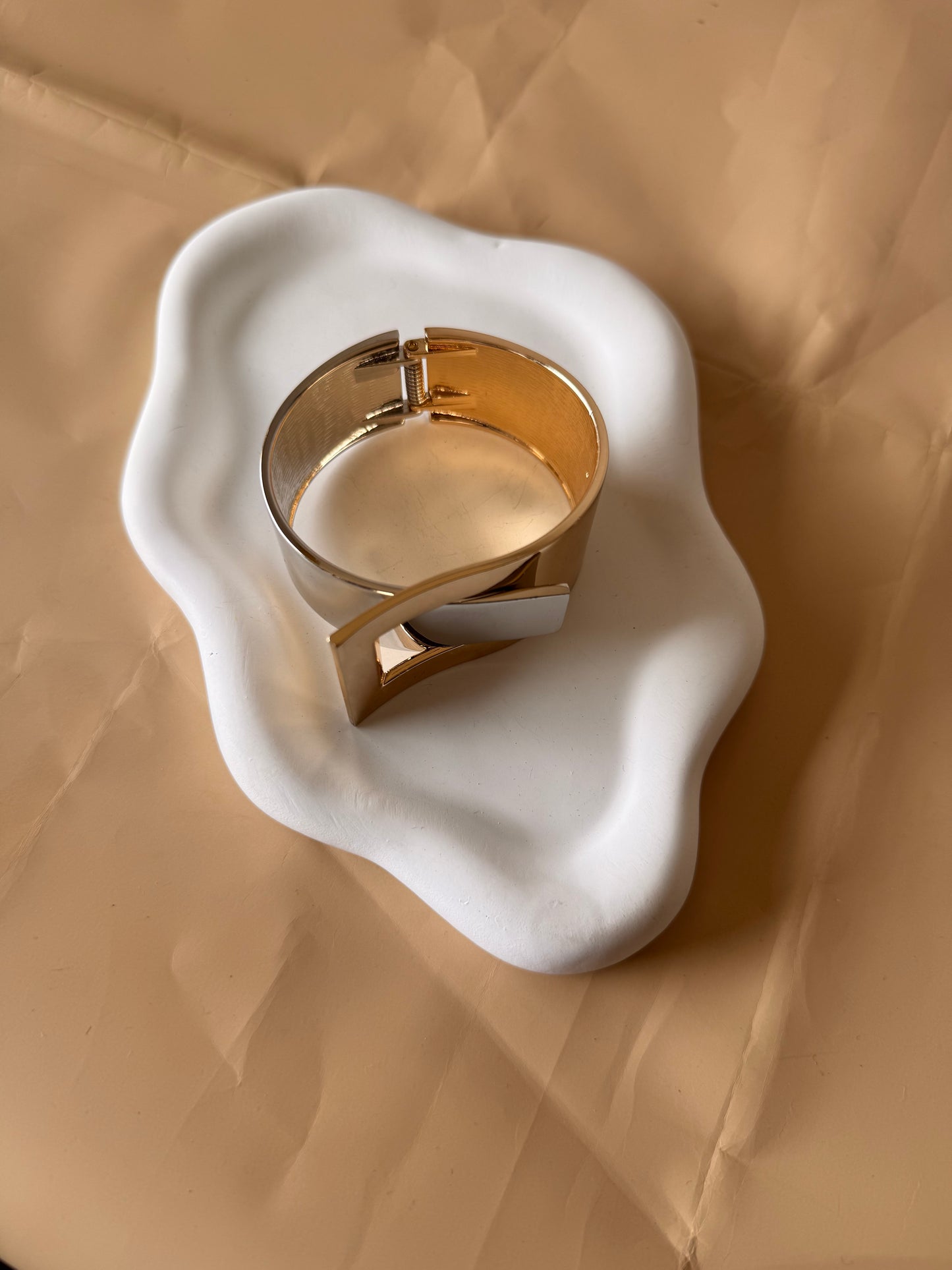 Bracelet croise tendance