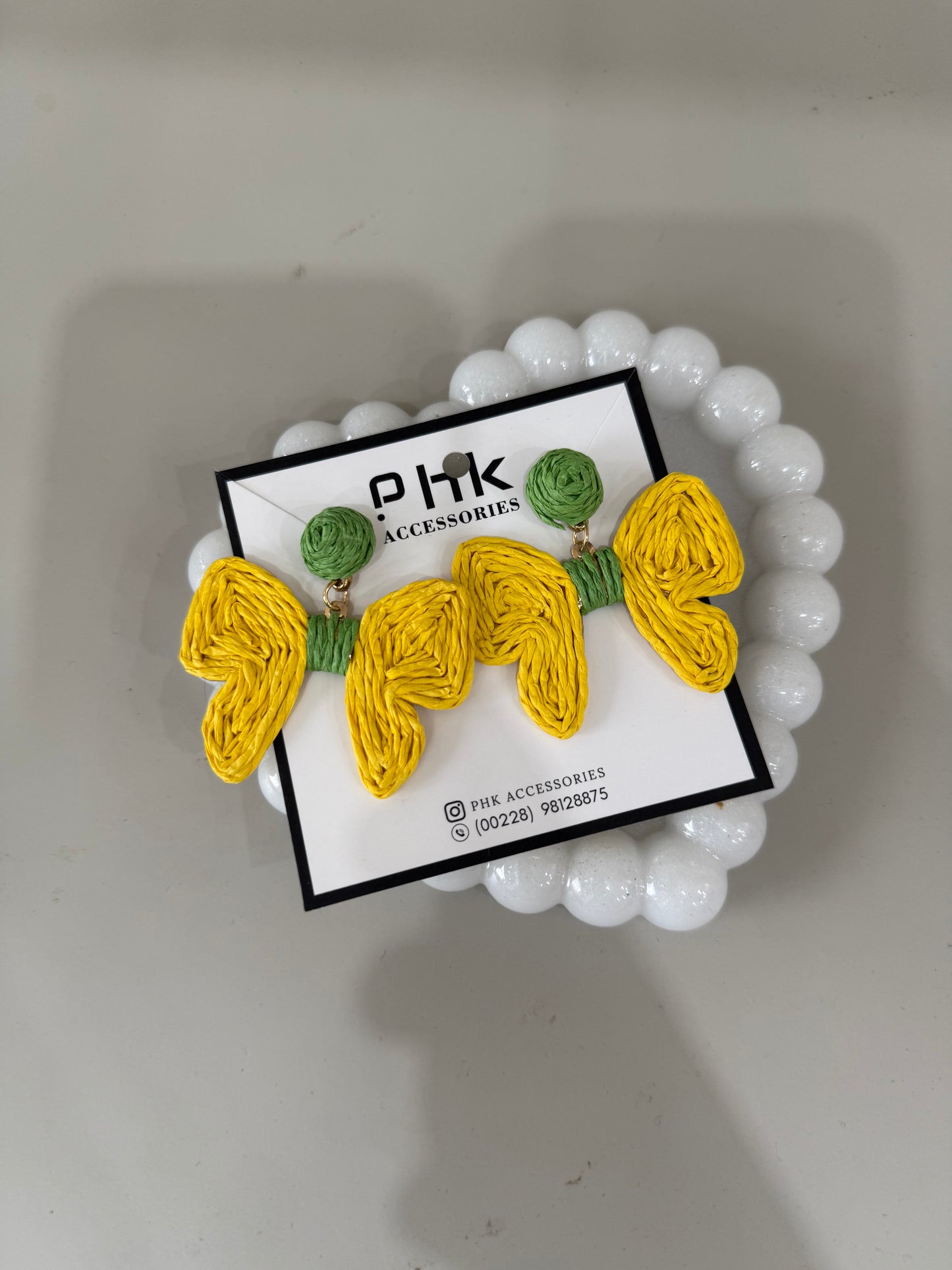 Boucle coloré noeud