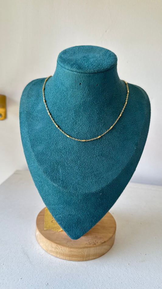 COLLIER RAS DE COU