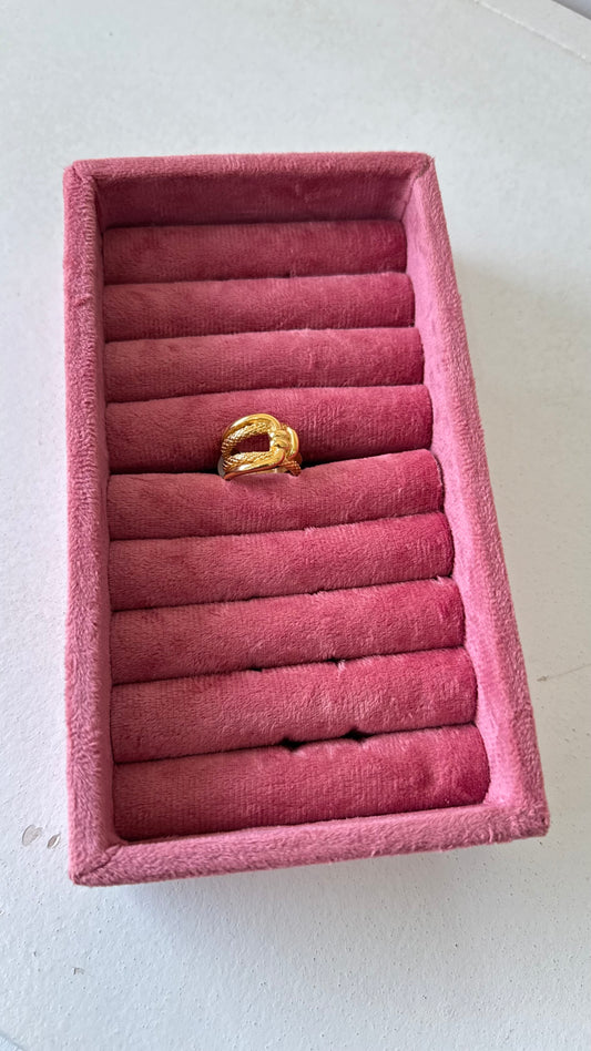 BAGUE